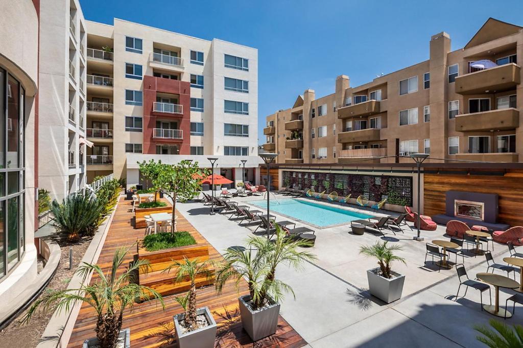One Bedroom Gem In Weho Los Ángeles Exterior foto